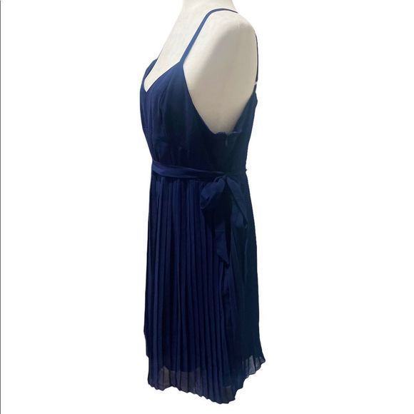 ModCloth Navy Blue Pleated Dress Size XL - Picture 3 of 5